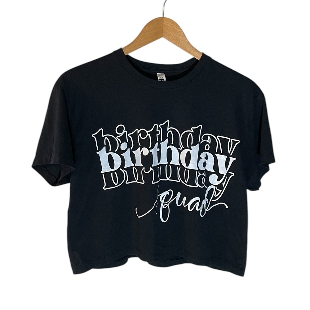 Y8- Black cropped birthday squad t-shirt white writing casual wear large lg L